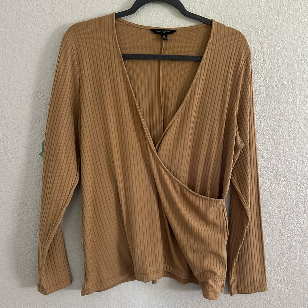 XL faux wrap Banana Republic long sleeve shirt